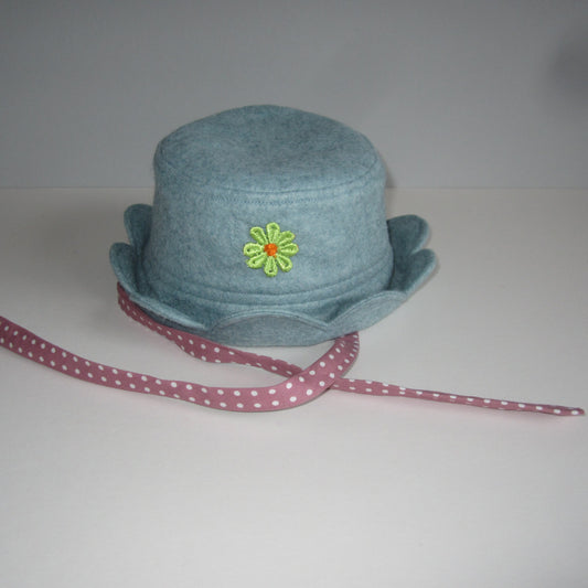 Kid's Hat Made of Moss Green Felt with Pink and White Polka Dot Cotton Lining and Ties and a Daisy Applique Detail