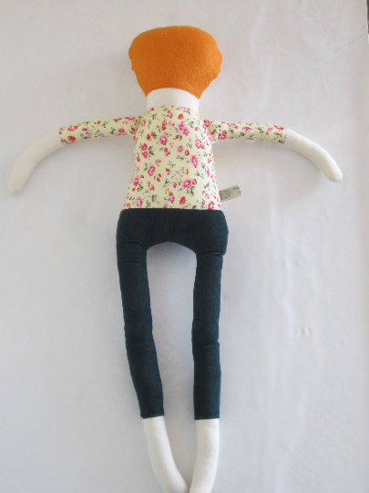 Traditional rag doll boy rag doll made of cotton and felt with buttons